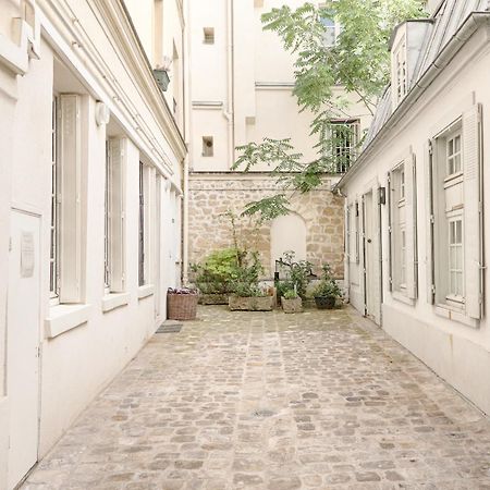 Apartamento Heart Of Saint Germain Des Pres - Best Location París Exterior foto